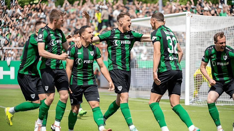 转会期德国杯焦点战；国际米兰完成体检；更衣室稳定；阵容厚度经受考验