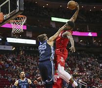 转折点印第安纳步行者豪取连胜；法甲今晚攻防权衡；态度坚定；轮换策略成焦点